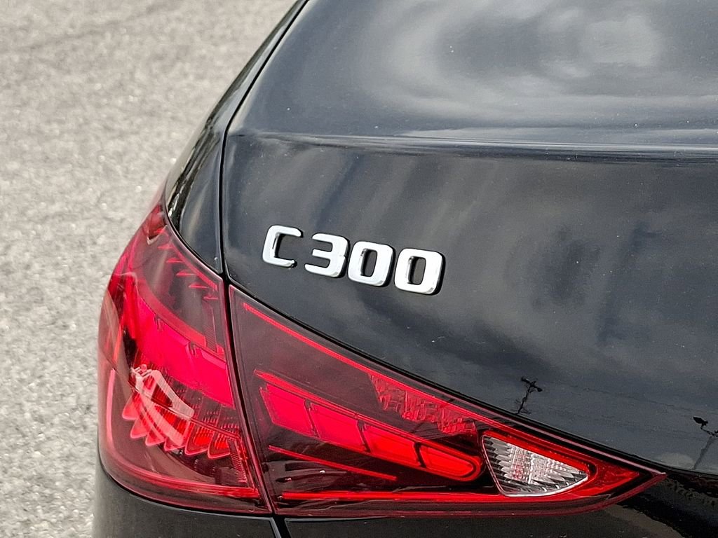 Used 2025 Mercedes-Benz C 300 4MATIC Sedan image 29