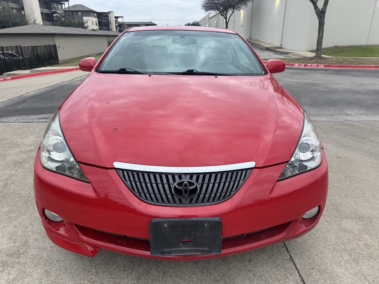 Used 2004 Toyota Solara SE Sport image 2