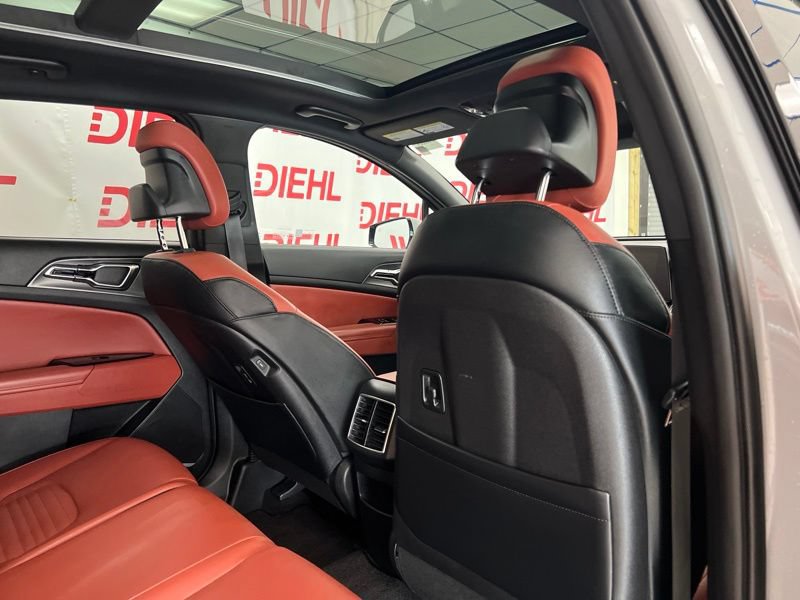 Certified 2023 Kia Sportage SX FWD image 12