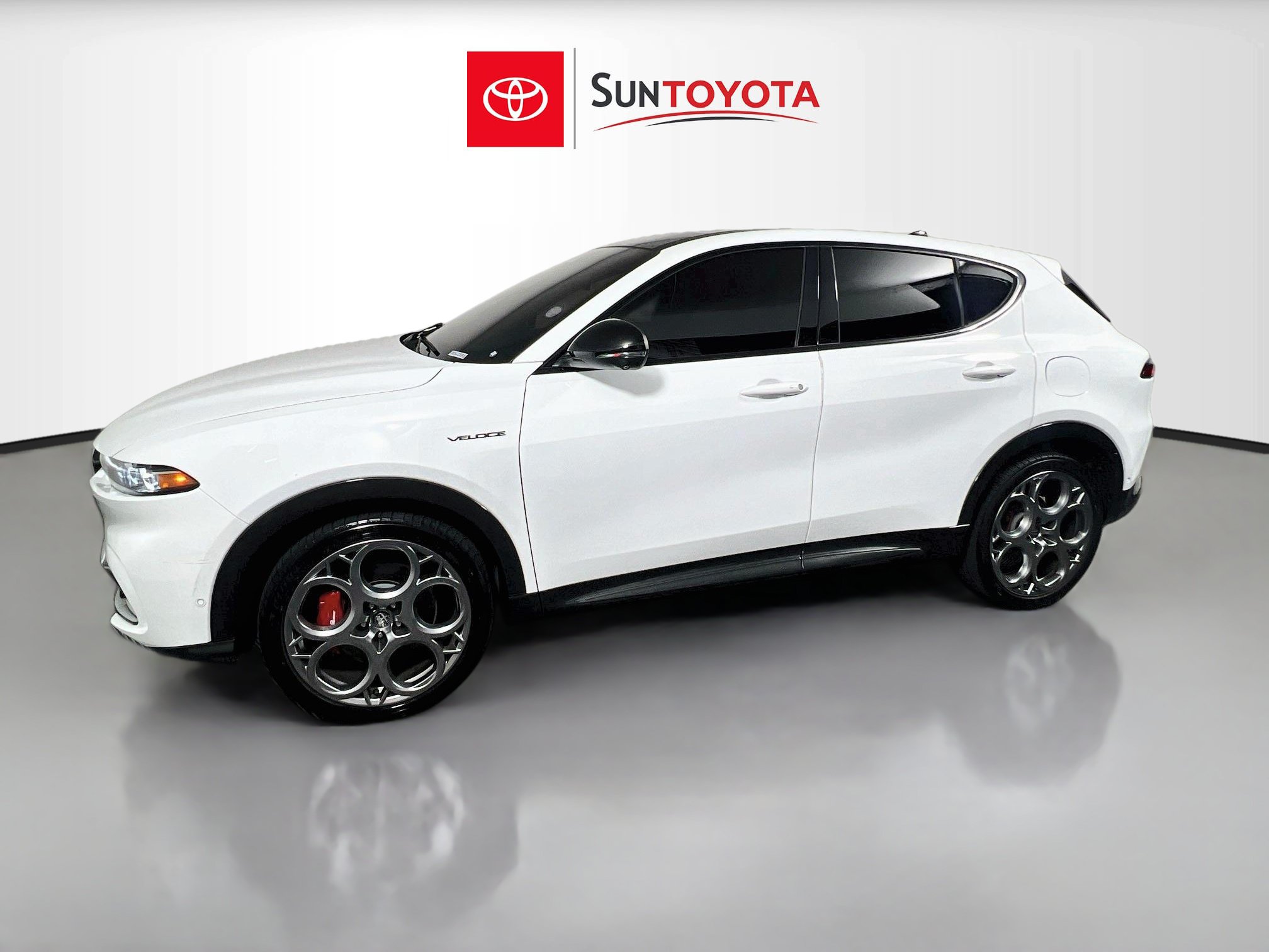 Used 2024 Alfa Romeo Tonale Veloce w/ Active Assist Package AWD/4WD image 9