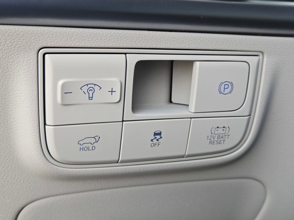 New 2026 Hyundai Tucson Limited image 15