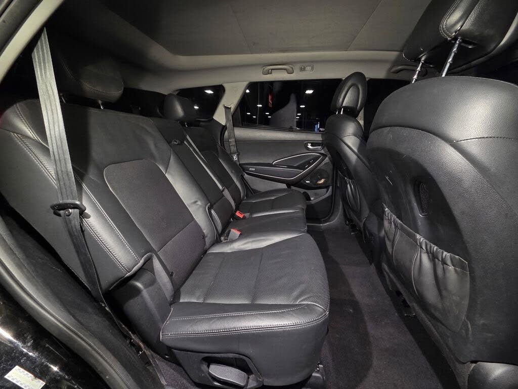 Used 2017 Hyundai Santa Fe SE w/ SE Ultimate Tech Package 03 image 15