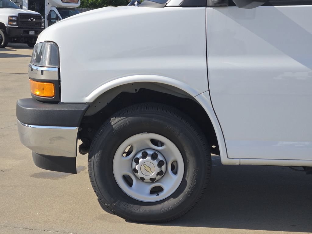 New 2024 Chevrolet Express 3500 w/ Power Convenience Package RWD image 5