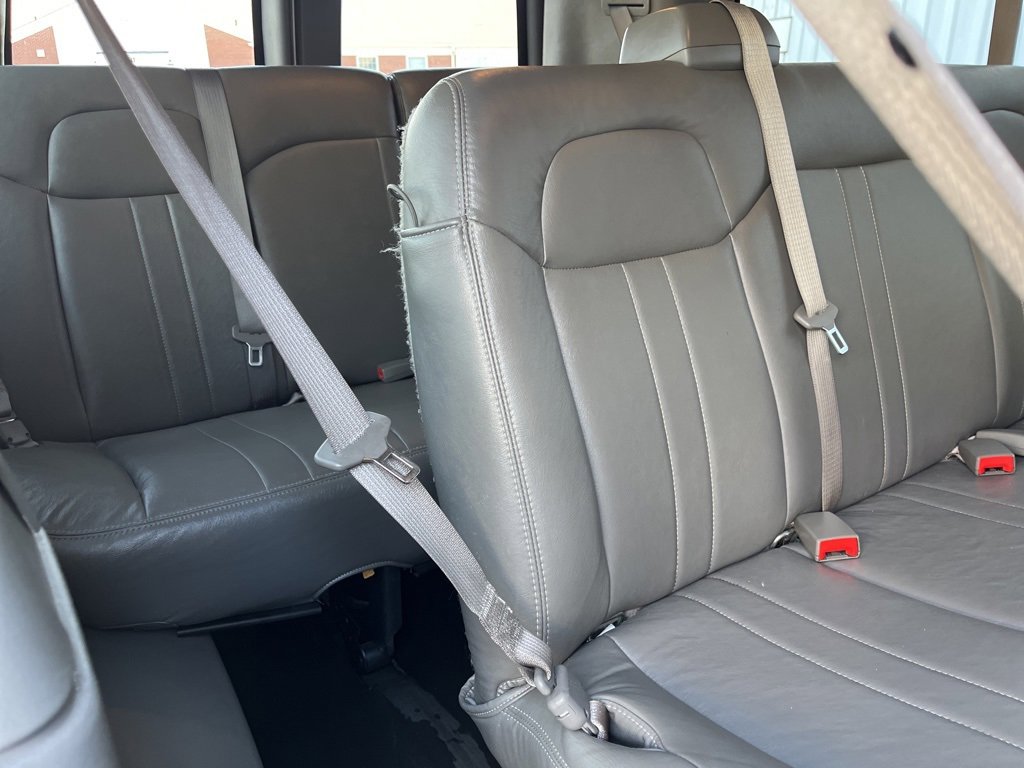 Used 2016 Chevrolet Express 2500 LS image 48