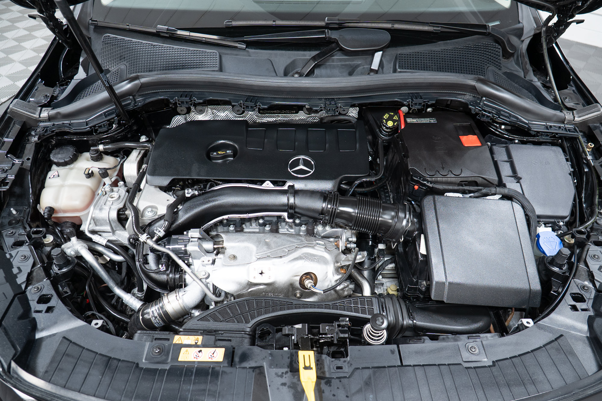 Used 2021 Mercedes-Benz GLA 250 4MATIC image 9