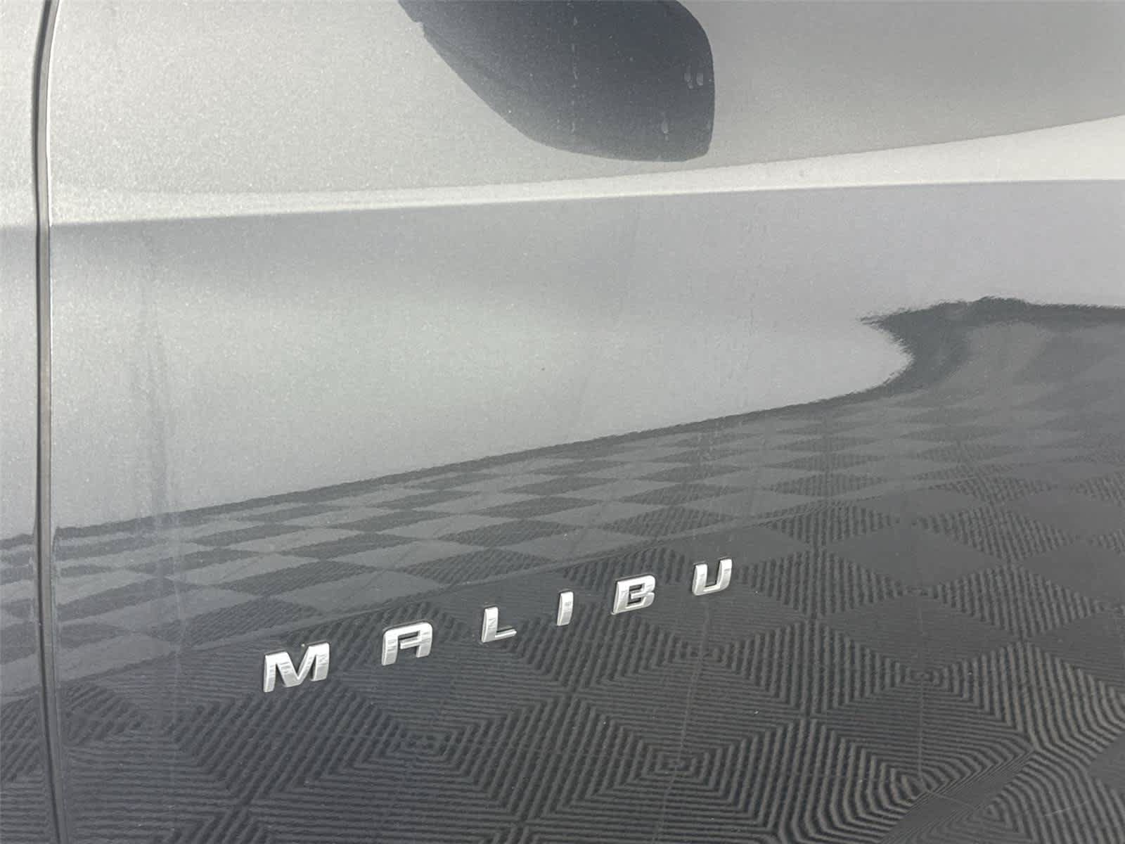 Used 2016 Chevrolet Malibu LT FWD image 10