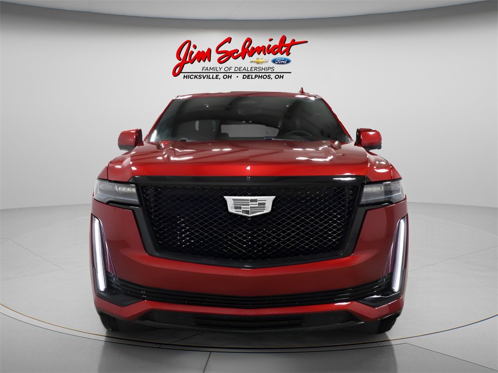 Used 2024 Cadillac Escalade ESV Sport Platinum w/ LPO, ONYX Package image 3