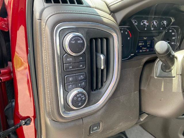 Used 2022 GMC Sierra 1500 SLT w/ SLT Premium Package AWD/4WD image 17
