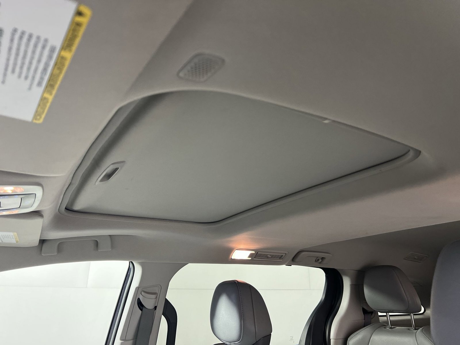 Used 2024 Toyota Sienna XLE image 24