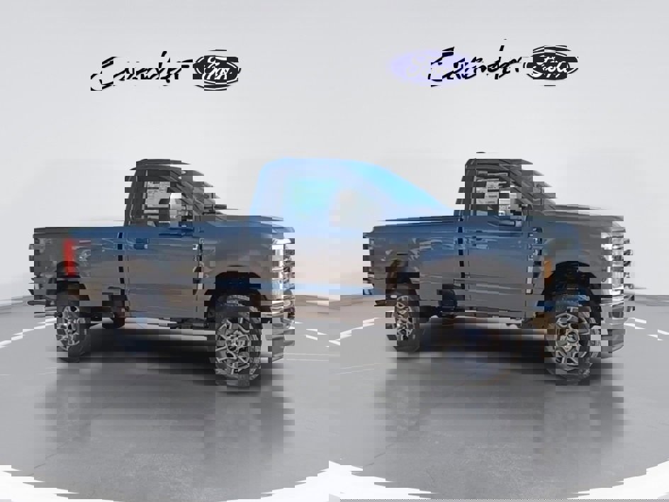 New 2025 Ford F350 XLT w/ FX4 Off-Road Package image 2