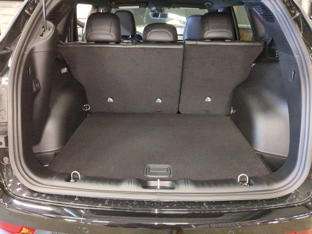 New 2026 Jeep Compass Limited AWD/4WD image 16