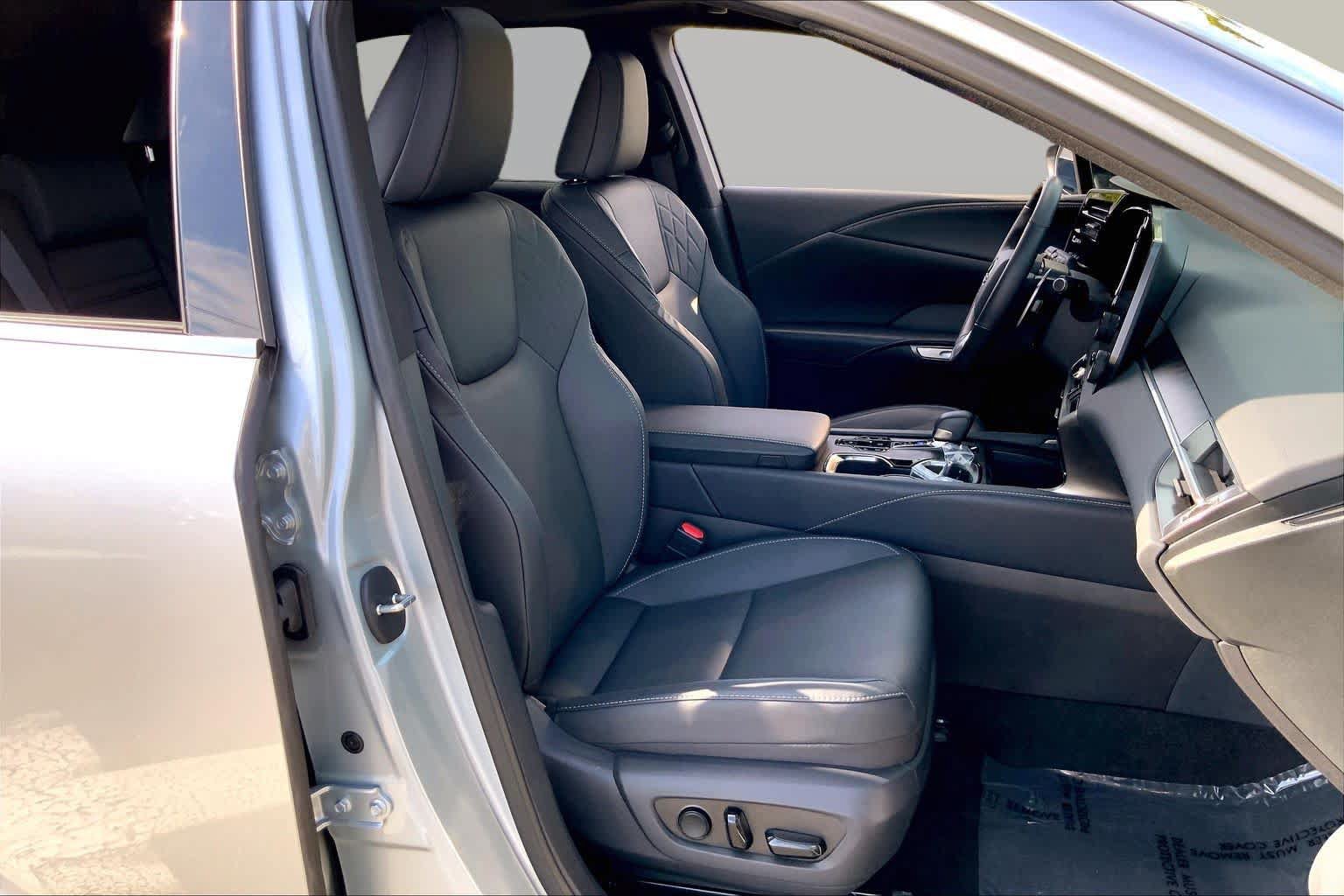 Certified 2026 Lexus RX 350 Premium w/ All Season Protection Package AWD/4WD image 9