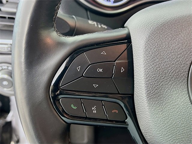 Used 2020 Jeep Cherokee Latitude Plus image 13