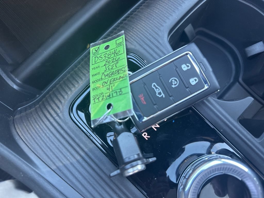 New 2026 Jeep Cherokee Overland w/ Advanced Pro Tech Group AWD/4WD image 34