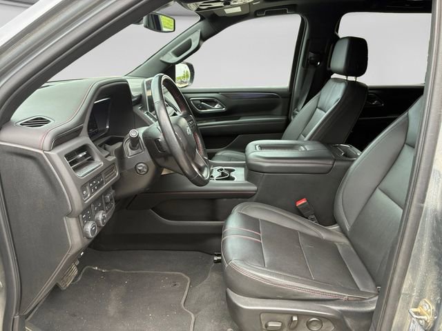 Used 2022 Chevrolet Suburban RST w/ Luxury Package AWD/4WD image 11