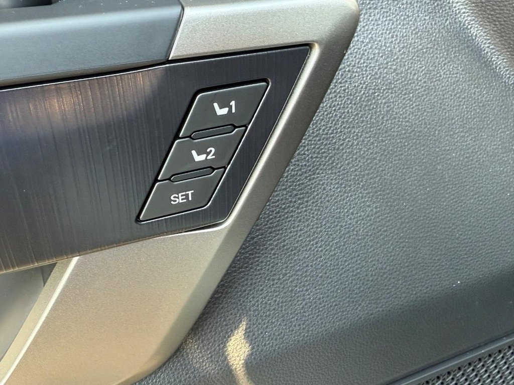 New 2026 Toyota Tundra Platinum image 13