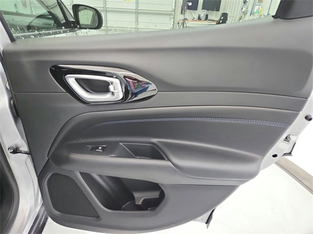 New 2026 Jeep Compass Latitude image 37