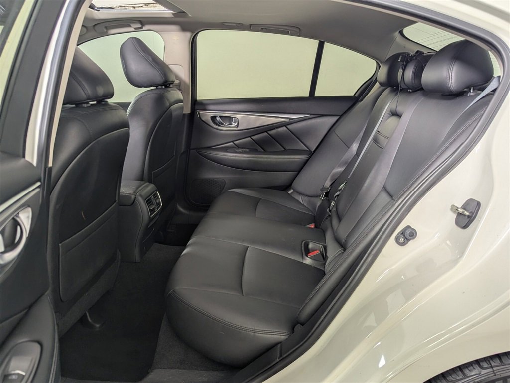 Used 2016 INFINITI Q50 3.0t Premium w/ 3.0T Premium Plus Package image 20