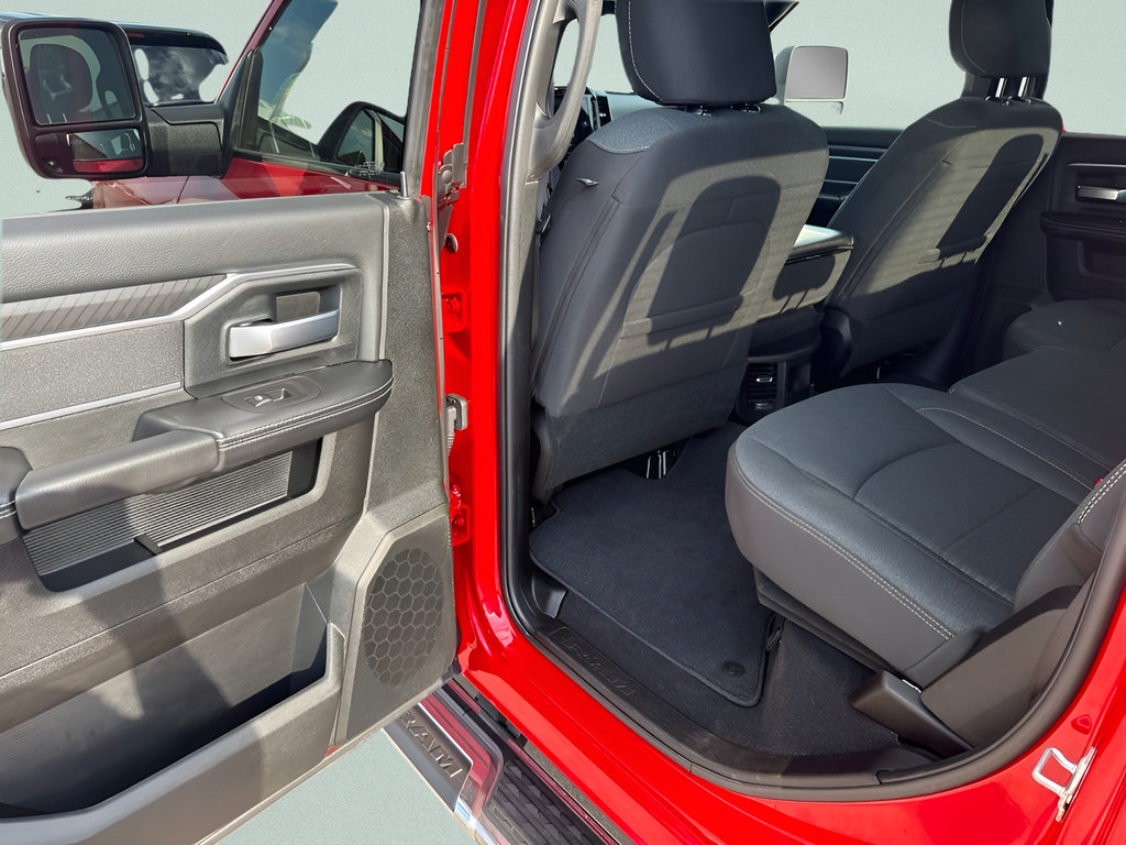 Certified 2026 RAM 2500 Big Horn AWD/4WD image 9