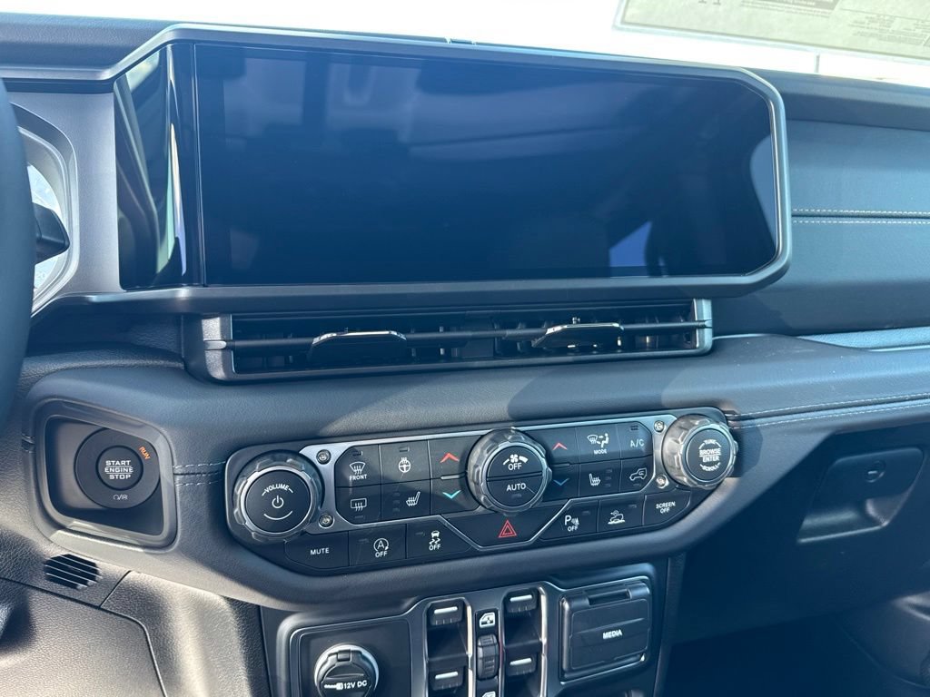 New 2026 Jeep Gladiator Sport AWD/4WD image 5