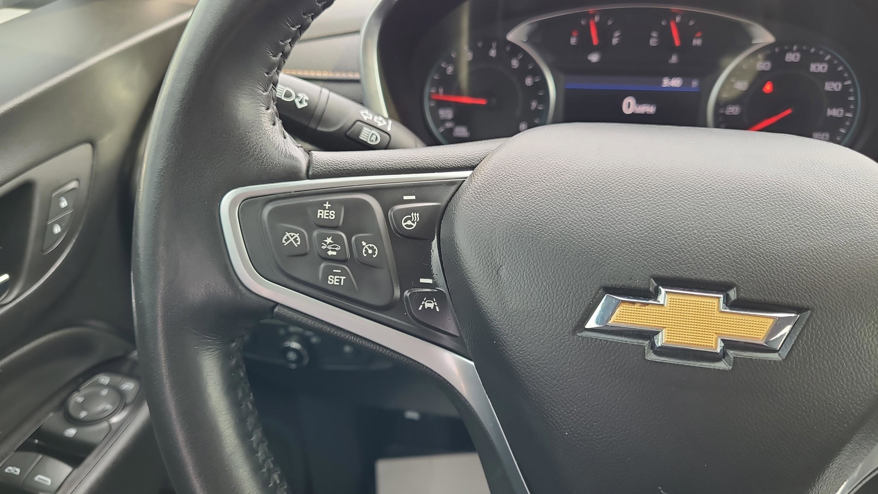 Used 2022 Chevrolet Equinox Premier w/ Redline Edition FWD image 12