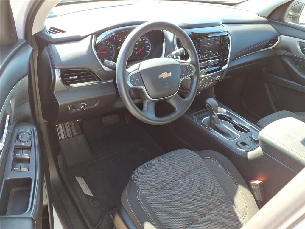 Used 2021 Chevrolet Traverse LS image 14