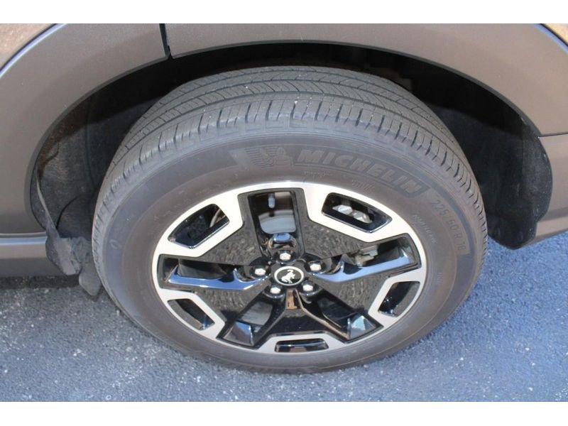 Used 2023 Ford Bronco Sport Outer Banks image 8