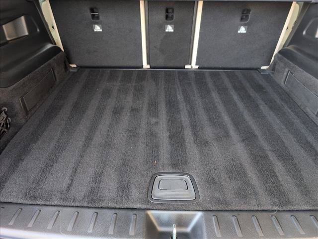 Used 2021 Mercedes-Benz GLB 250 w/ Premium Package image 6