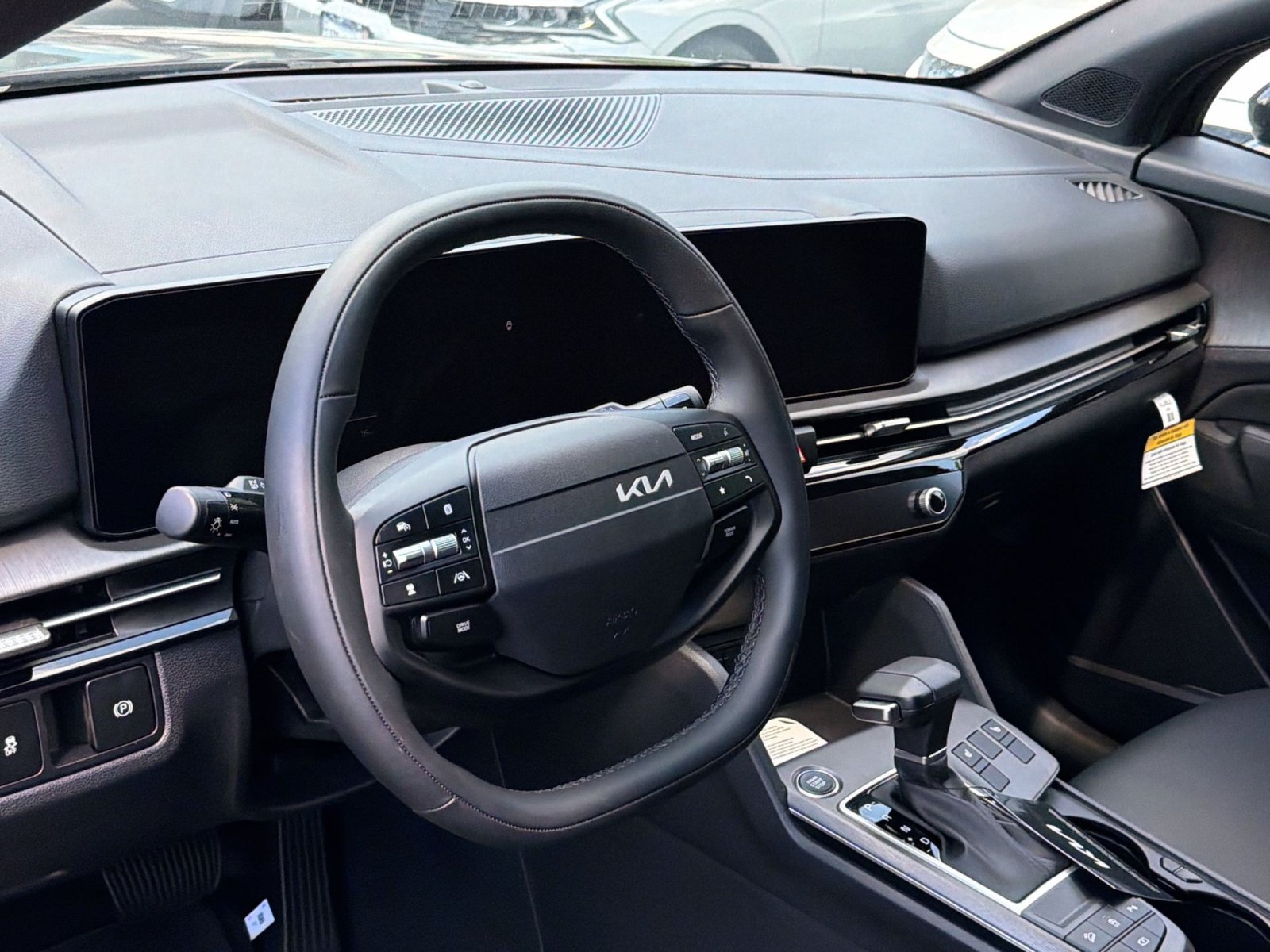 New 2026 Kia Sportage X-Line w/ X-Line Premium Package AWD/4WD image 20