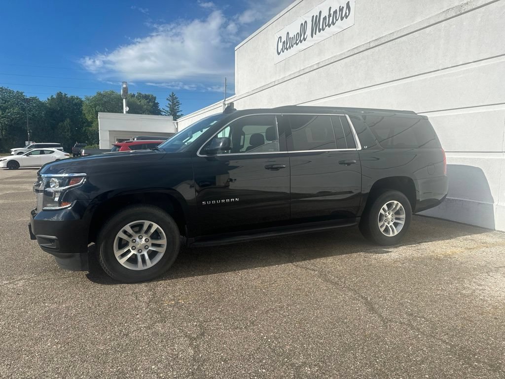 Used 2019 Chevrolet Suburban LT AWD/4WD image 3