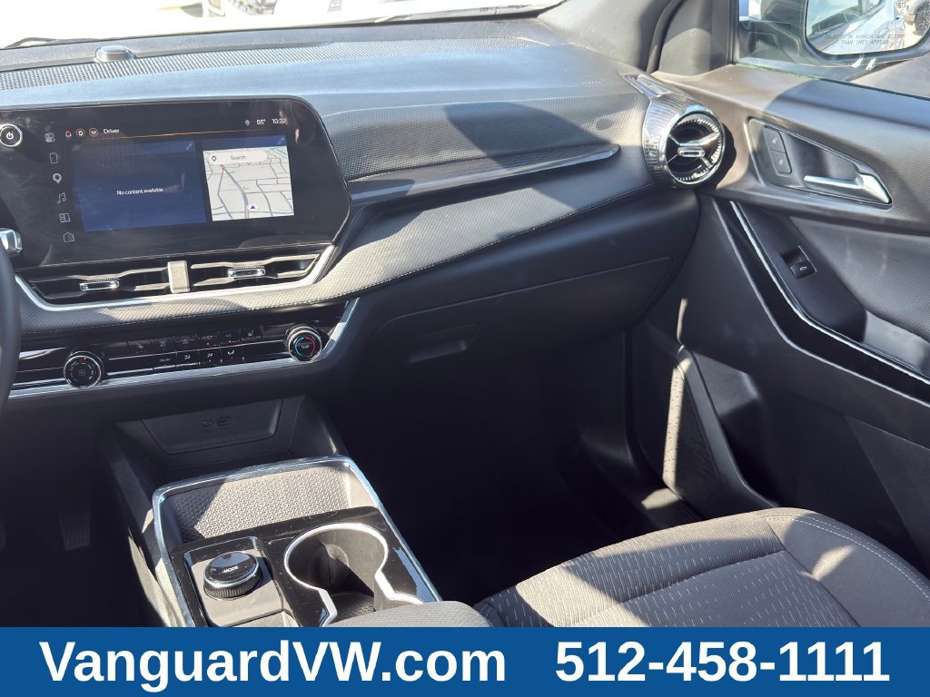 Used 2026 Chevrolet Equinox LT AWD/4WD image 27
