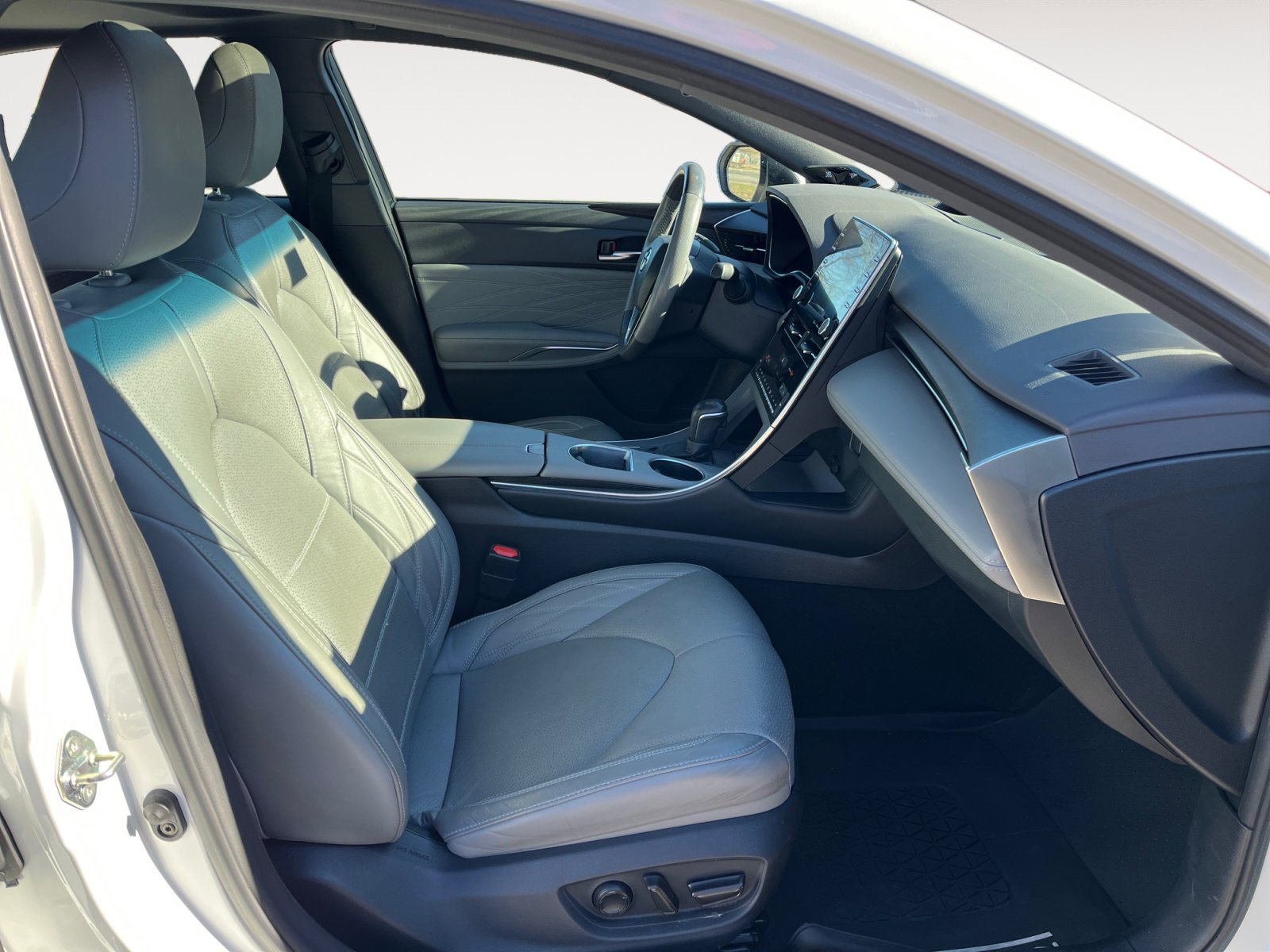 Used 2020 Toyota Avalon Limited w/ Advanced Safety Package image 22