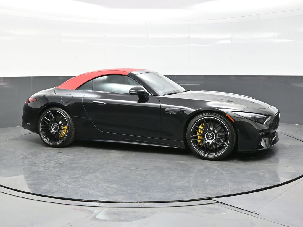 Used 2023 Mercedes-Benz SL 63 AMG 4MATIC w/ Driver Assistance Package image 8