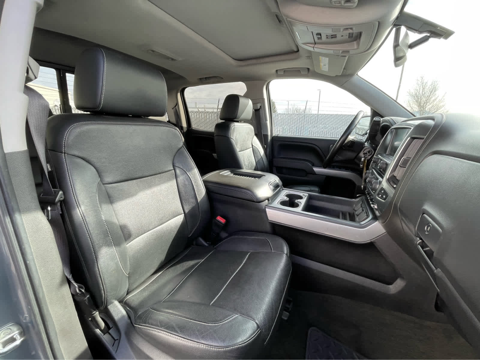 Used 2017 Chevrolet Silverado 1500 LTZ Z71 w/ LTZ Plus Package image 28