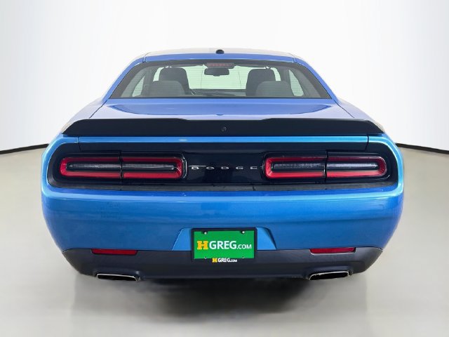 Used 2023 Dodge Challenger SXT RWD image 8