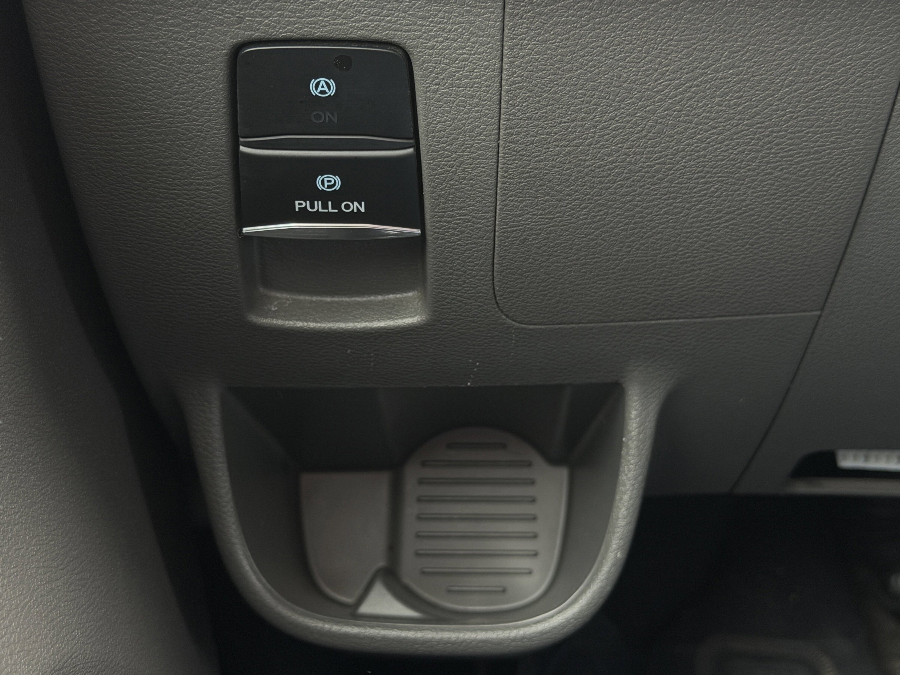 Used 2023 Ford Transit 350 XLT image 40