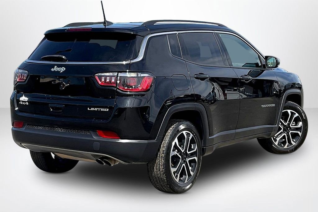 Used 2022 Jeep Compass Limited image 6