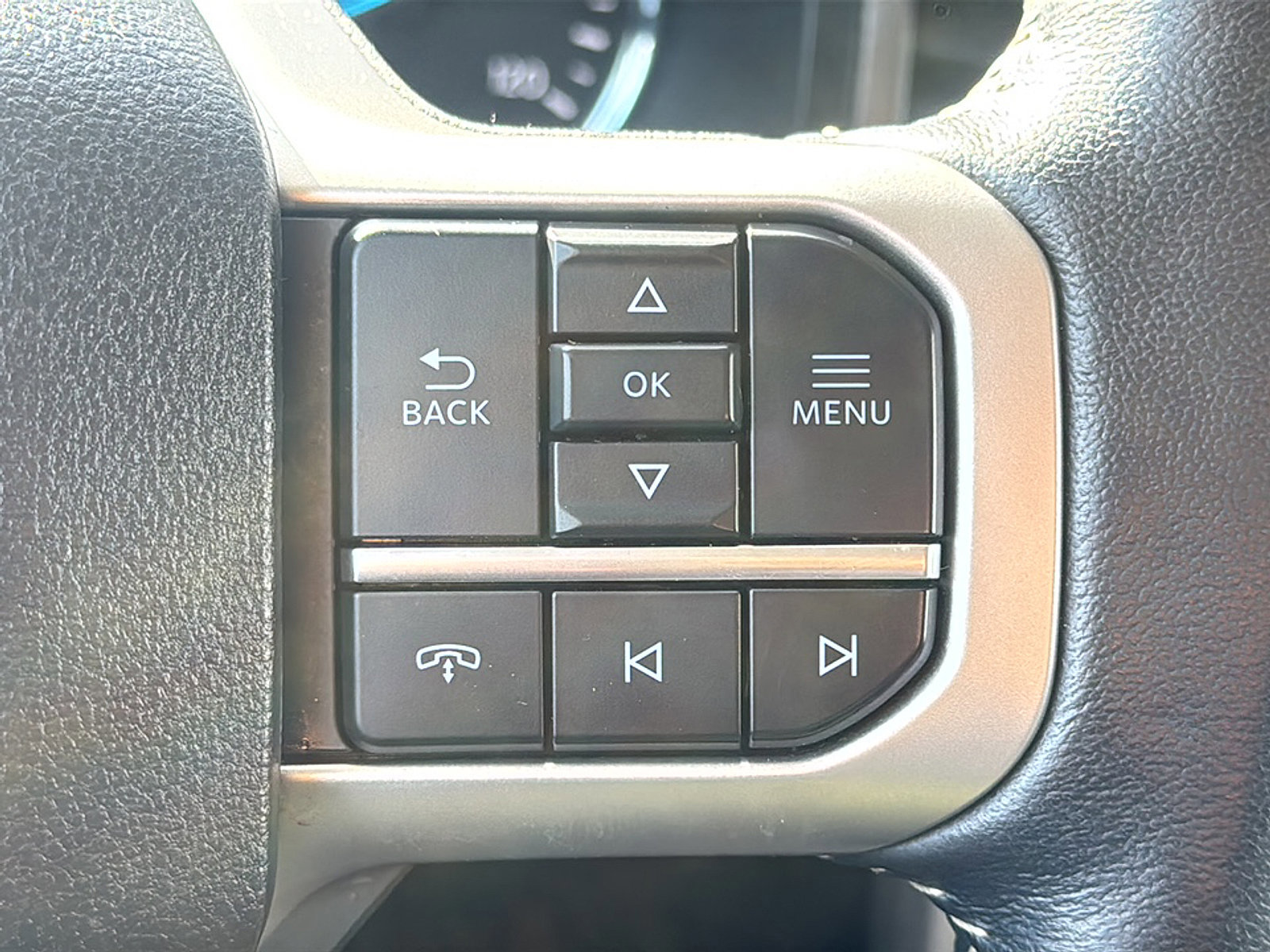 Used 2023 Ford Expedition XLT image 34