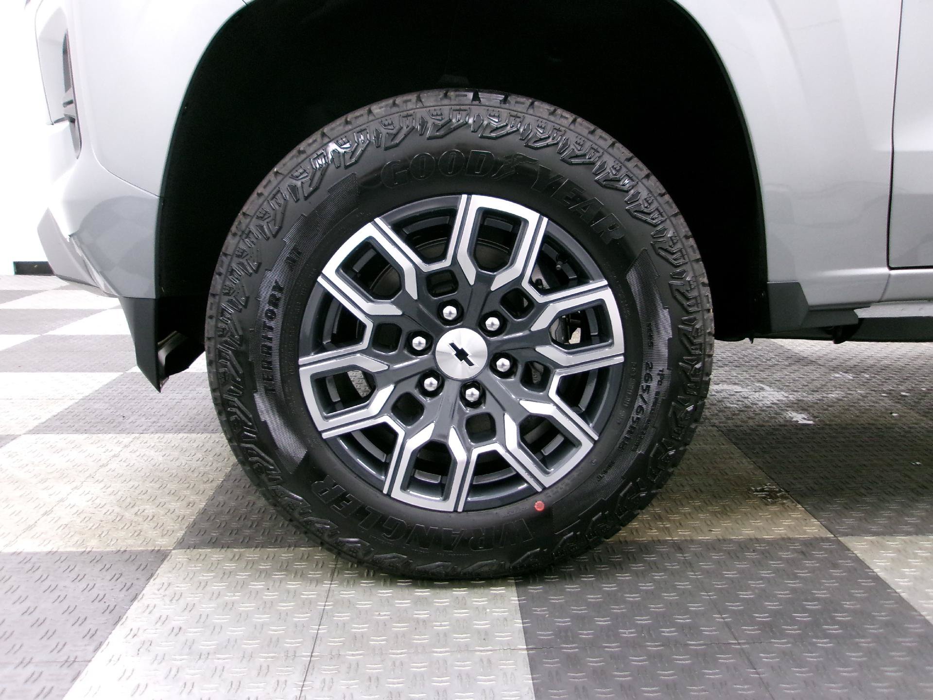 New 2026 Chevrolet Colorado Z71 w/ Technology Package AWD/4WD image 17