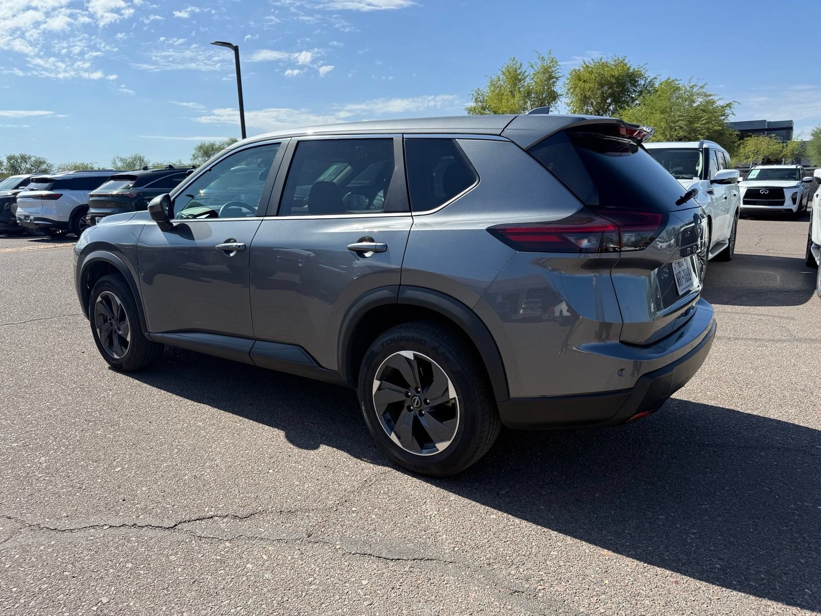 Certified 2025 Nissan Rogue SV FWD image 5