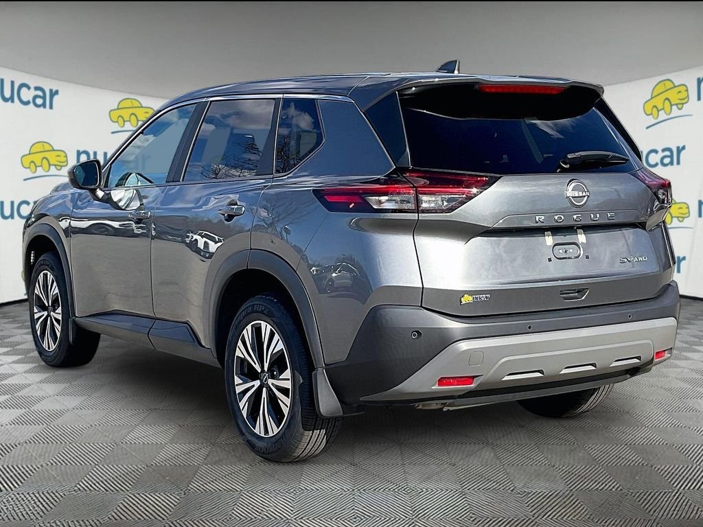 Used 2023 Nissan Rogue SV AWD/4WD image 4