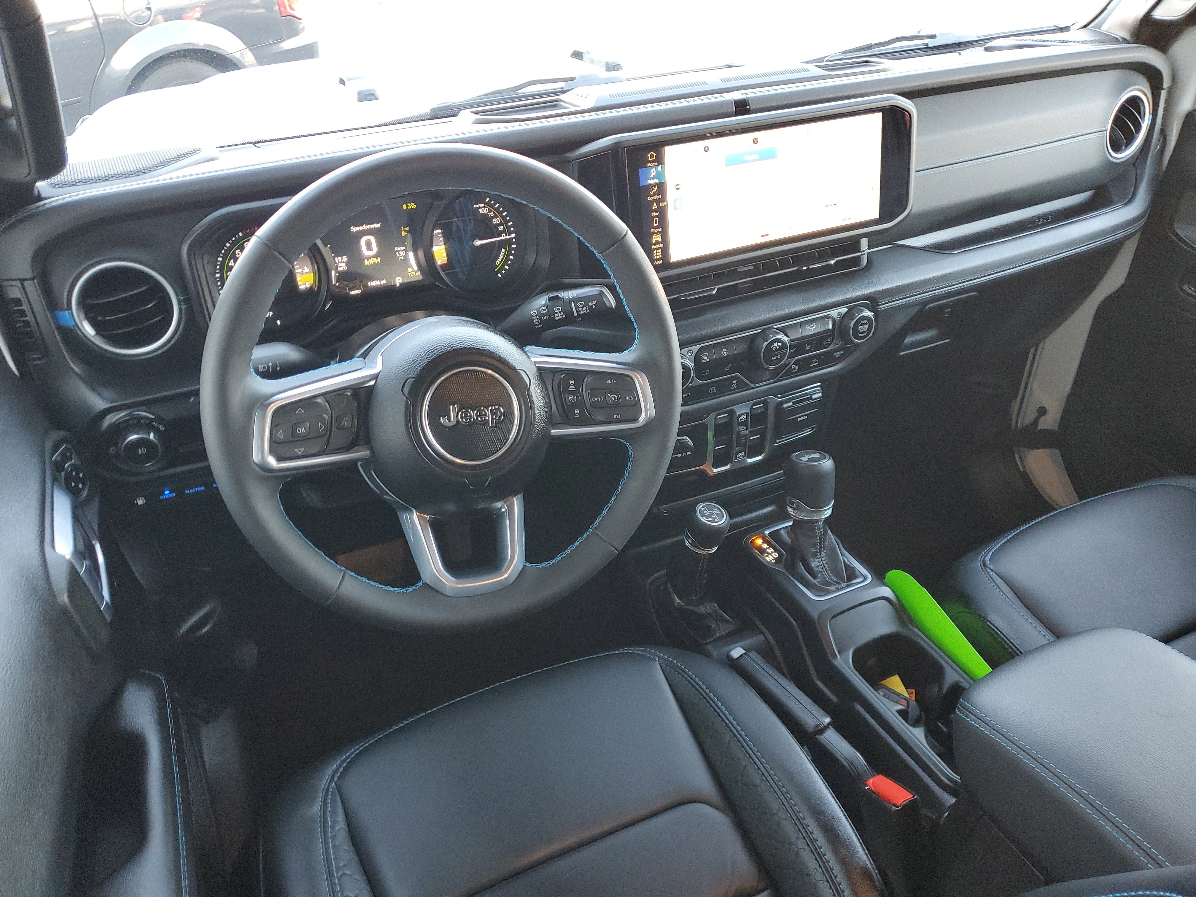 Used 2024 Jeep Wrangler High Altitude image 22