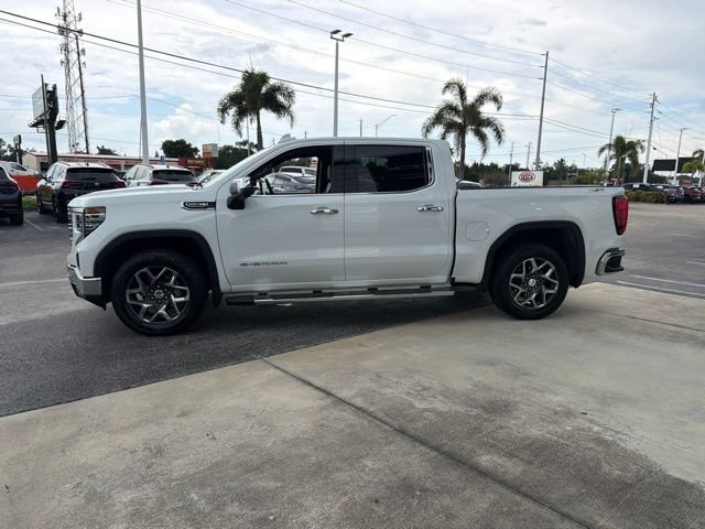 Used 2024 GMC Sierra 1500 SLT w/ SLT Premium Plus Package AWD/4WD image 5