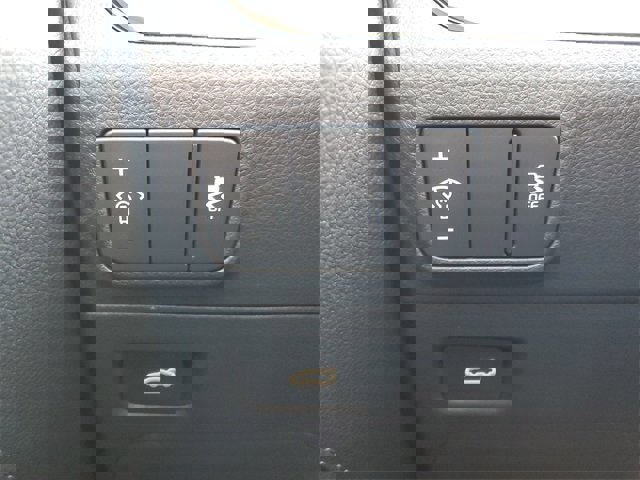 New 2026 Kia K5 EX image 24