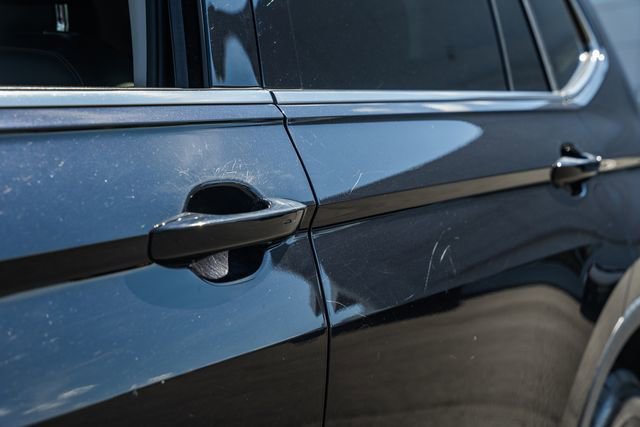 Used 2018 Volkswagen Tiguan SE image 14