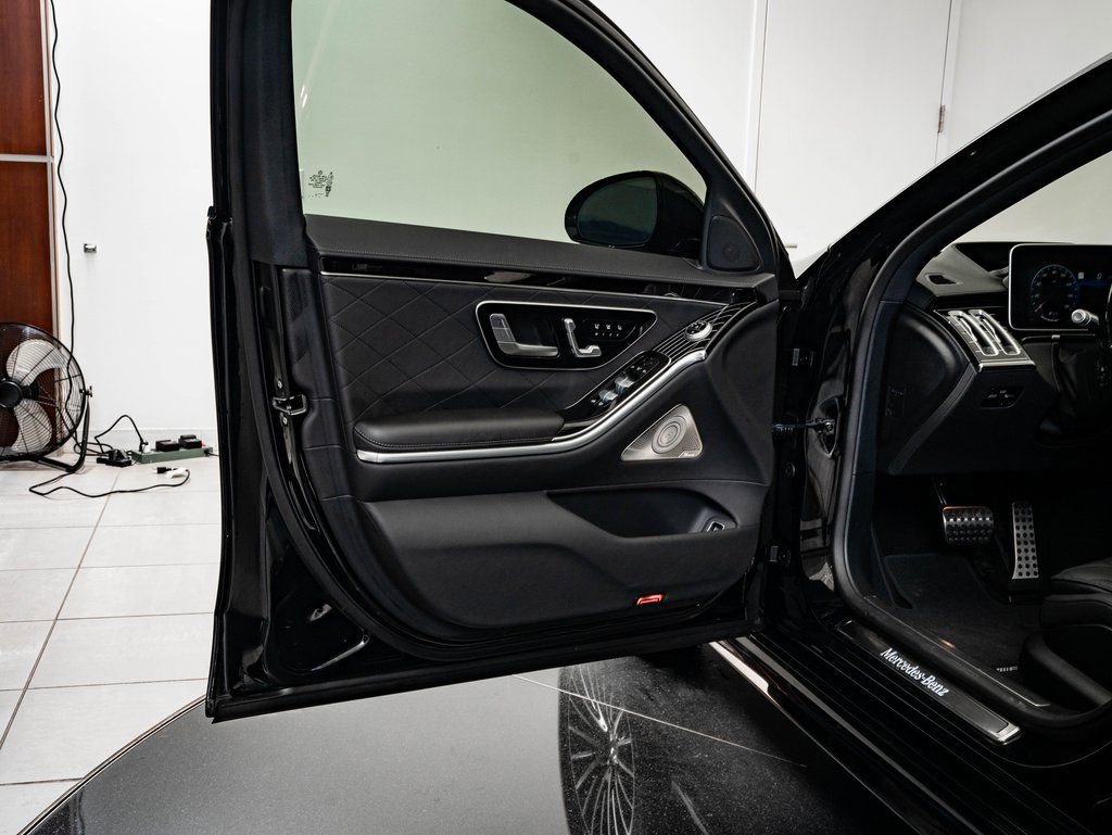 Certified 2024 Mercedes-Benz S 580 4MATIC Sedan image 27