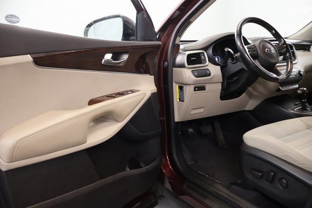 Used 2018 Kia Sorento LX image 8