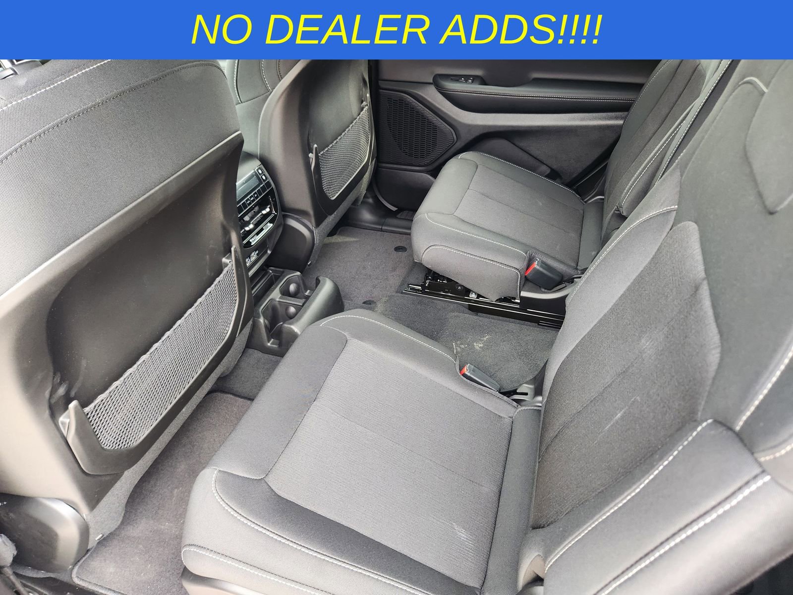 New 2025 Jeep Grand Cherokee L Laredo w/ Trailer Tow Package image 24