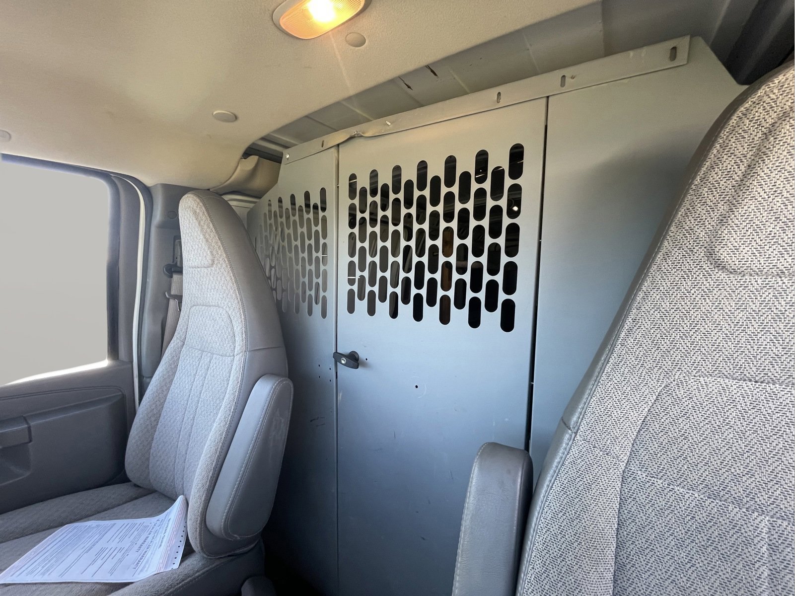 Used 2017 Chevrolet Express 2500 image 10