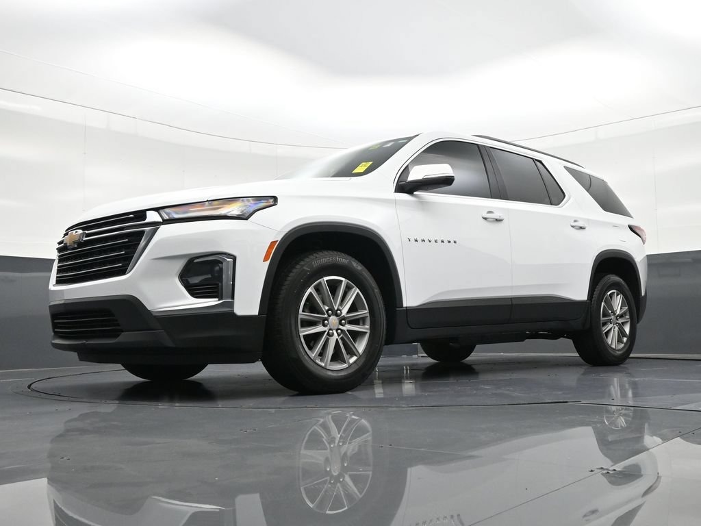 Used 2023 Chevrolet Traverse LT FWD image 32